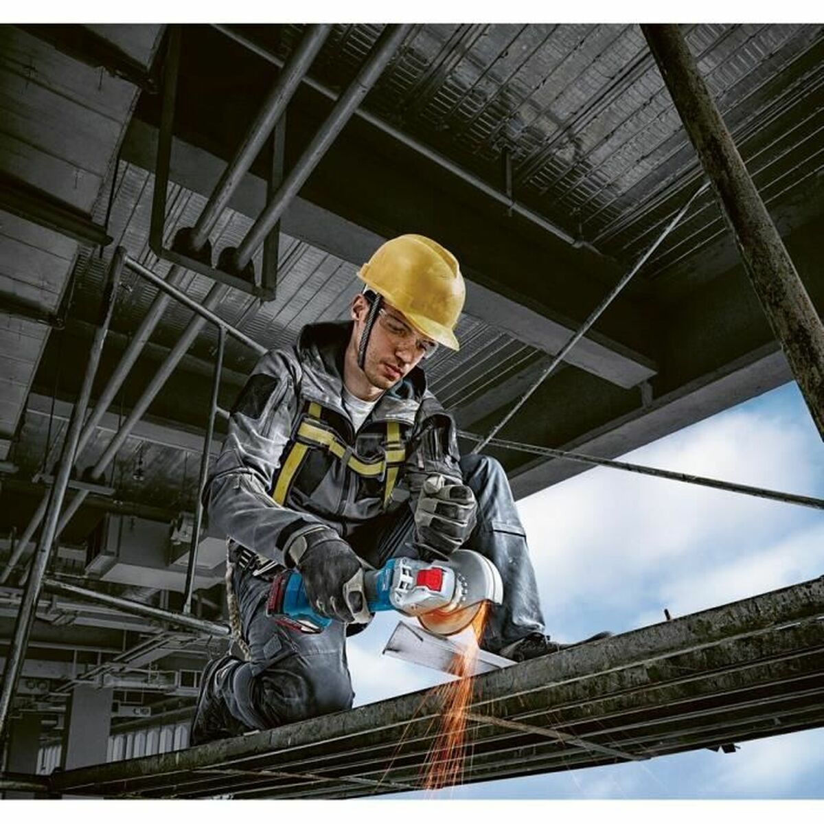 V4H2EE498724E0261BA51051B241D1D0280R4281614P2